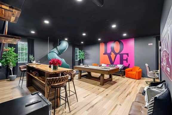 HotTub—Heated Pool—Theater—Game Room—Sauna